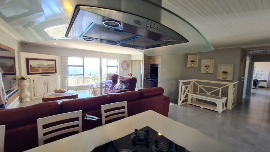 4 Bedroom Property for Sale in Dana Bay Western Cape